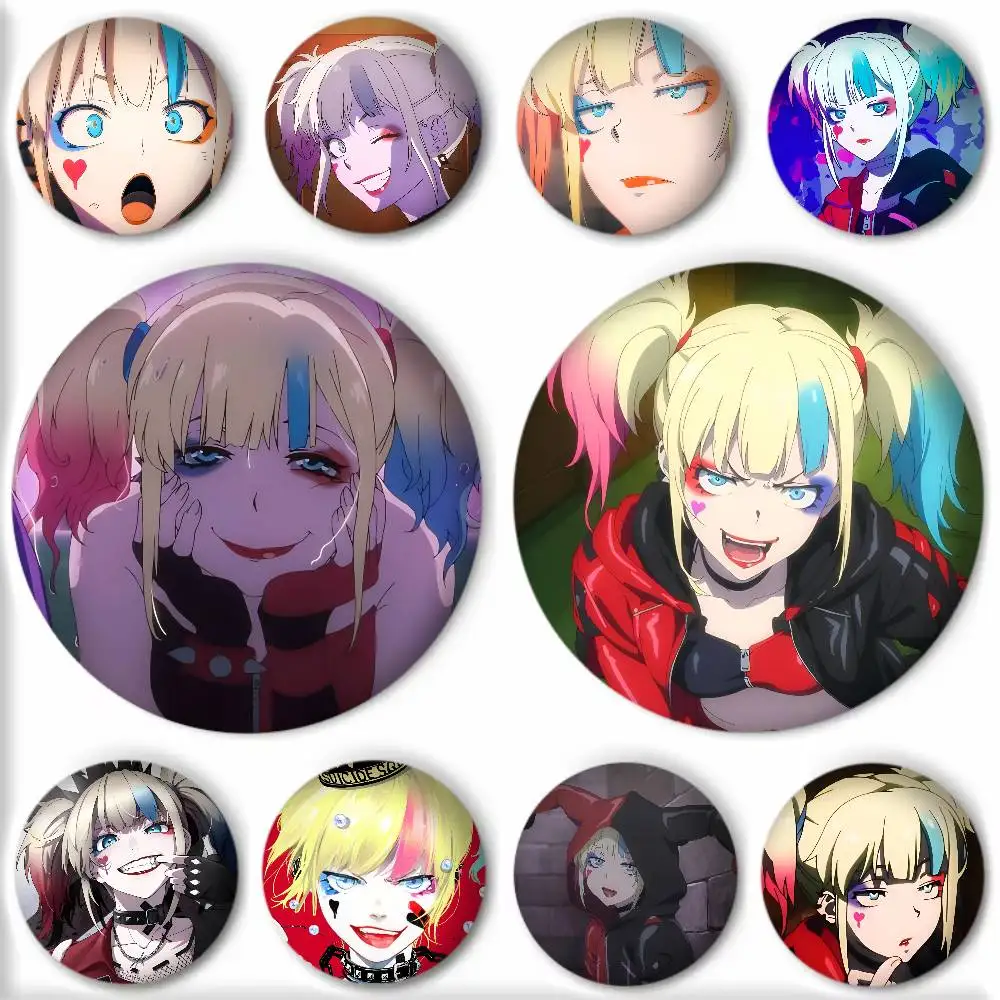 Broche Redondo de Anime e Dese - Anime Harley Quinn Cosplay avaliação e preço